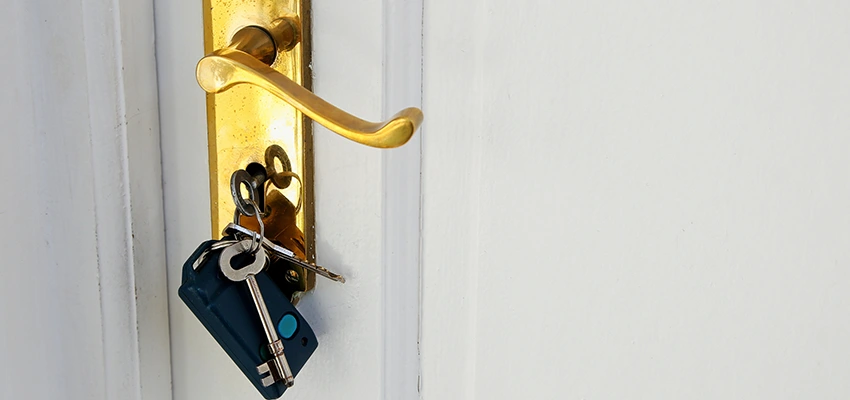 Broken Door Key Extraction in Albany, CA